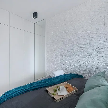 Centrum Zgoda 6 Floor Apartment